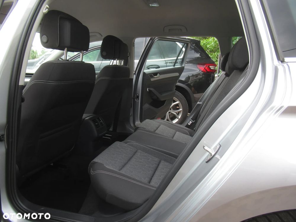 Volkswagen Passat 1.5 TSI EVO Business DSG - 8