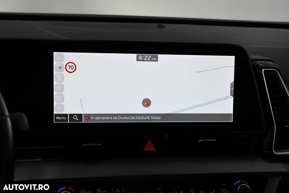 Kia Sportage 1.6 T-GDI PHEV 6AT 4x4 Business Line - 8