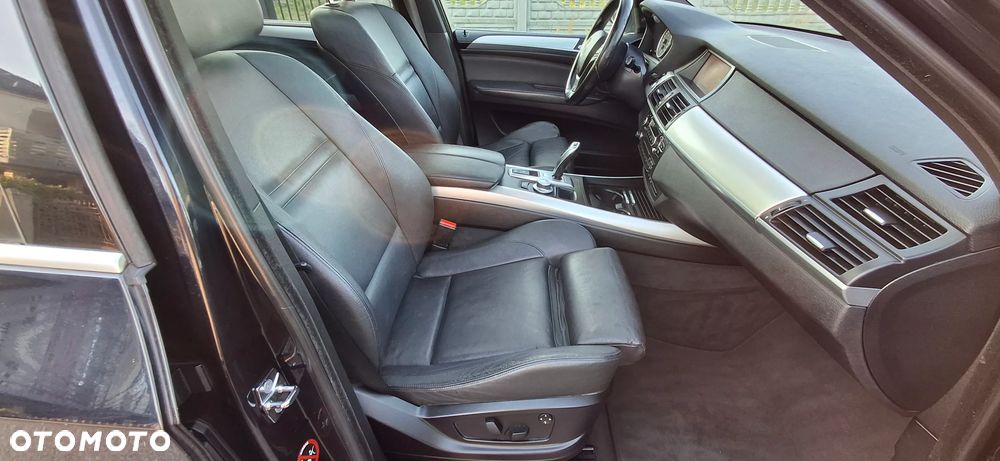 BMW X5 xDrive30d - 14
