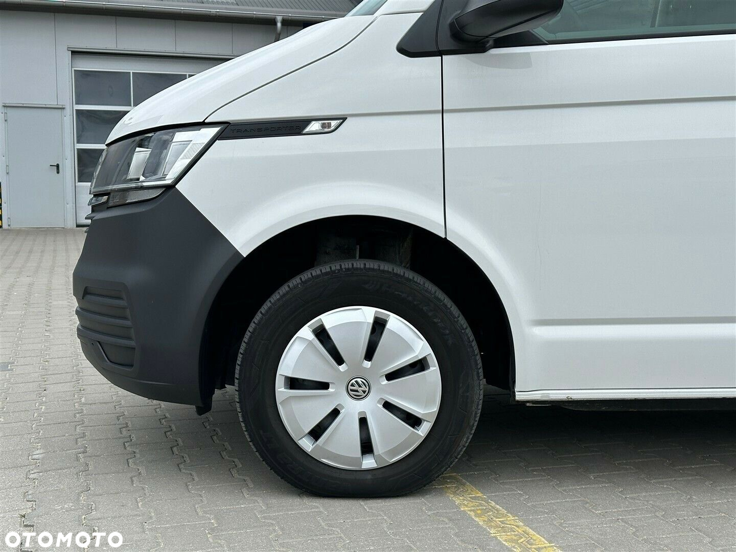 Volkswagen Transporter T6.1 FURGON 2.0 TDI 150KM - 26