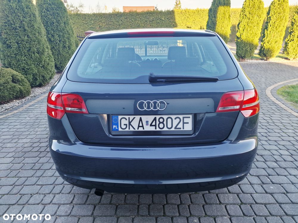 Audi A3 Sportback 1.6 Ambition - 9
