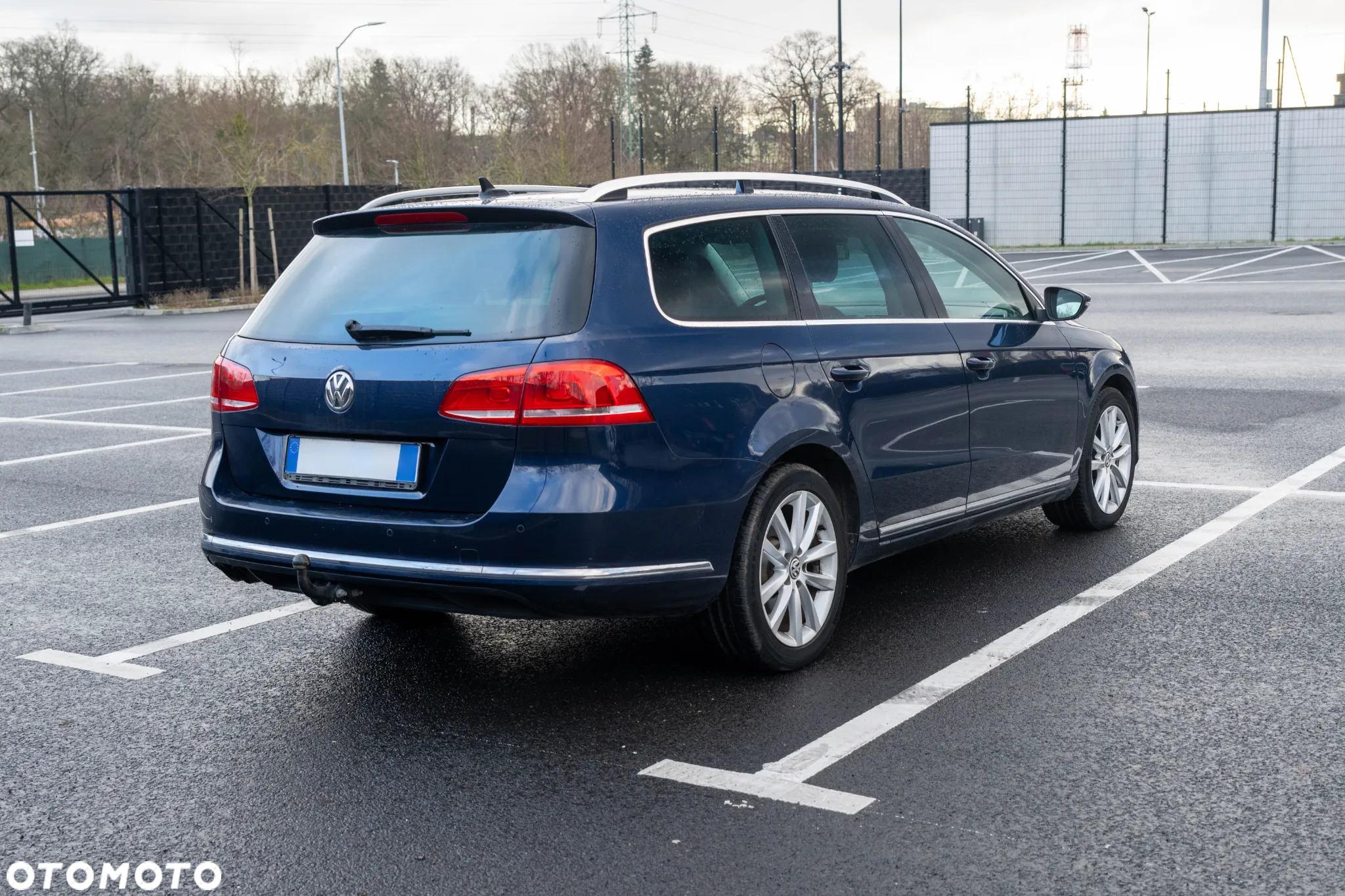 Volkswagen Passat Variant 2.0 TDI DSG BlueMotion Technology Comfortline - 8