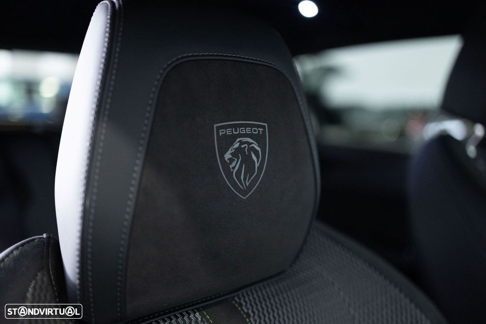 Peugeot 308 1.6 Hybrid GT e-EAT8 - 18
