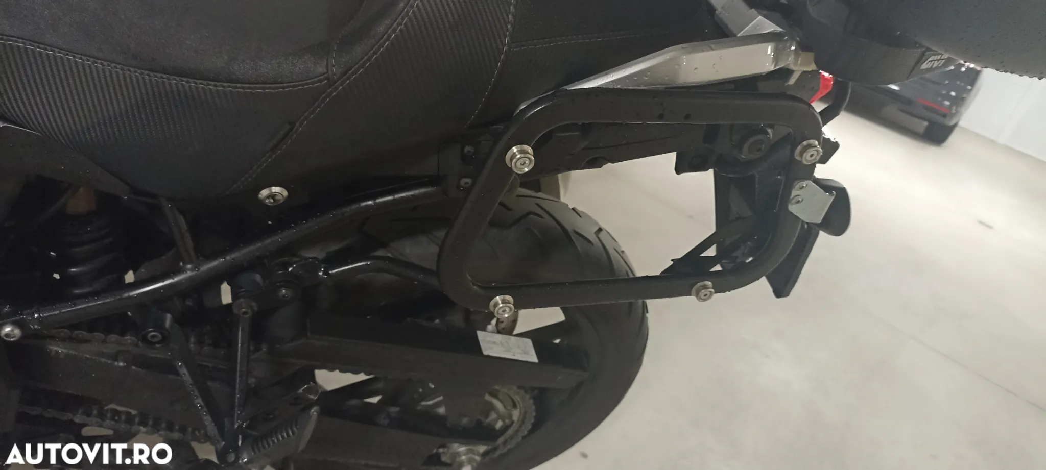 Suzuki DL 1000 V-Strom - 6