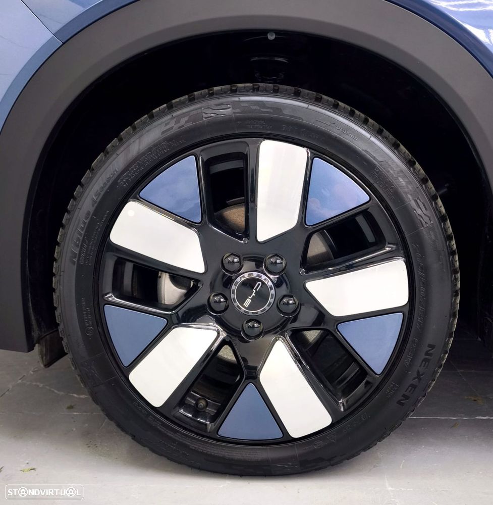 BYD Dolphin 60.4 kWh Design - 11