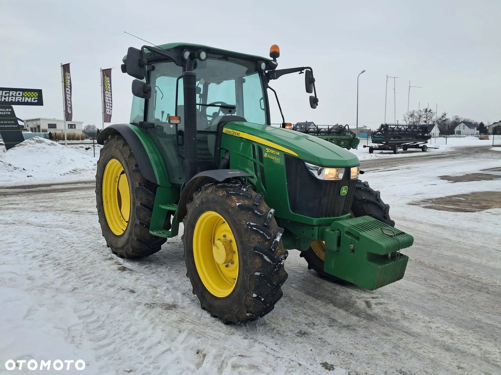 John Deere 5090M - 4
