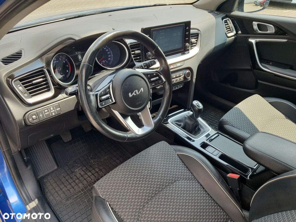 Kia Ceed 1.5 T-GDI L - 10