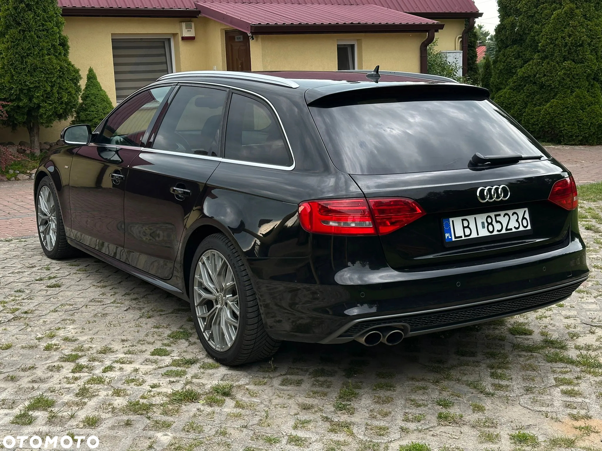 Audi A4 - 4