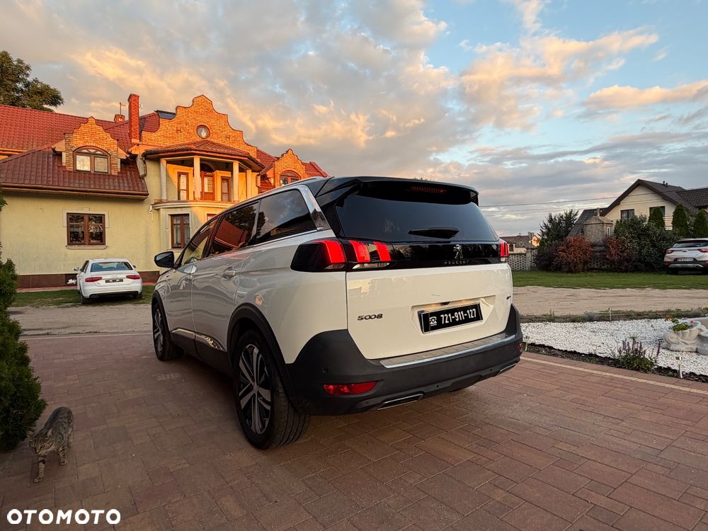 Peugeot 5008 2.0 BlueHDI GT S&S EAT8 - 17