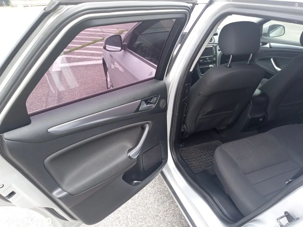Ford Mondeo 2.0 TDCi Titanium S - 9