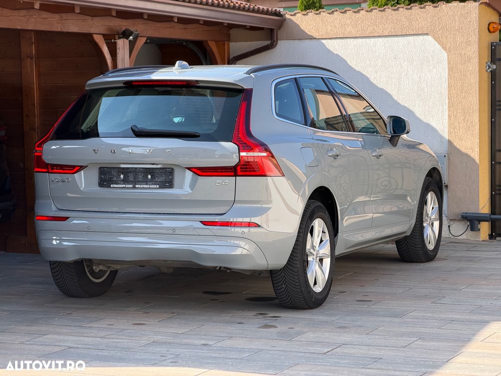 Volvo XC 60 B4 MHEV AT FWD Core - 11