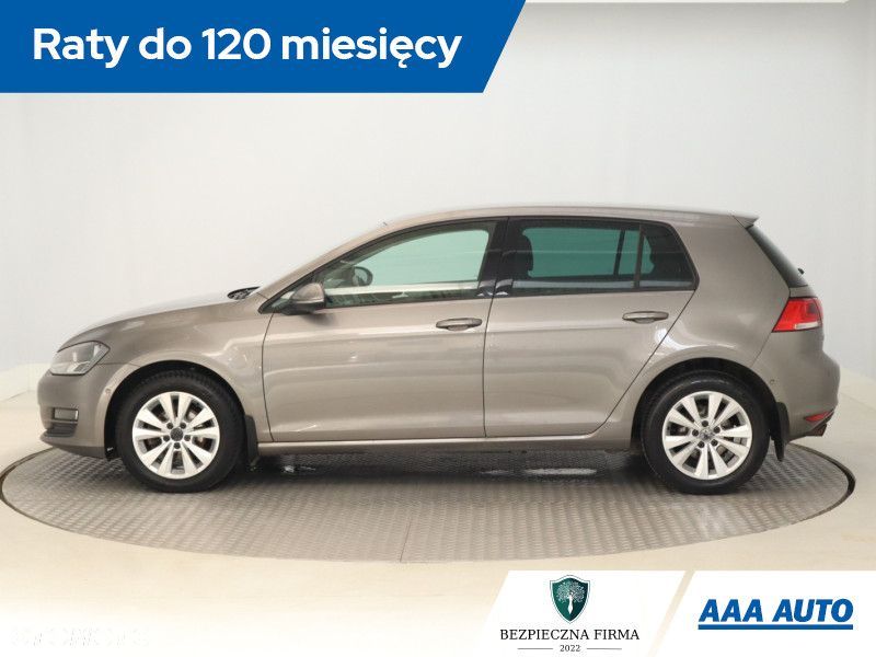 Volkswagen Golf - 4