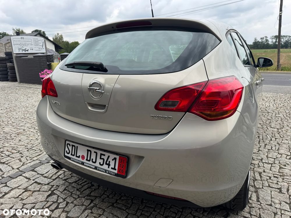 Opel Astra 1.4 Turbo - 14