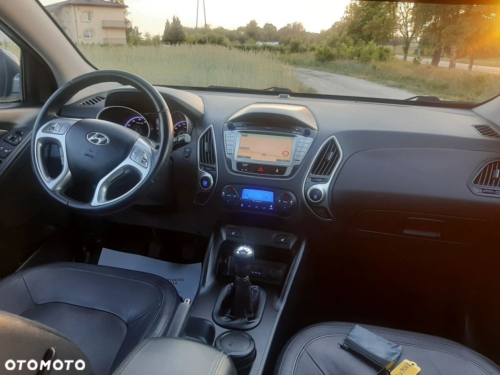 Hyundai ix35 2.0 2WD Style - 16