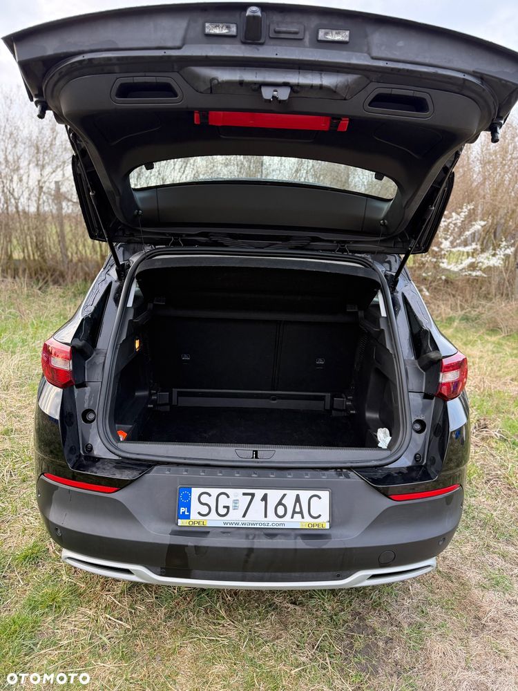 Opel Grandland X 1.6 T Innovation S&S - 11