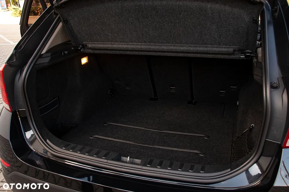 BMW X1 xDrive18d xLine - 28