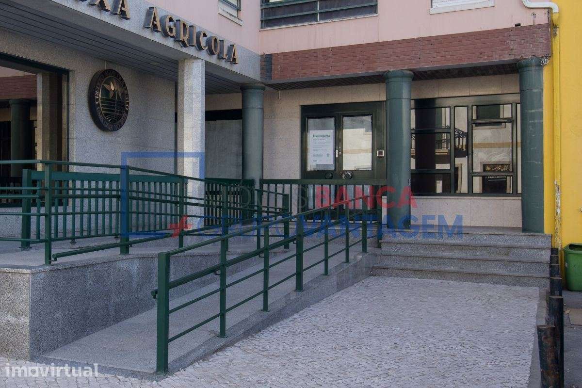 Loja com 211 m² em A-dos-Cunhados, Torres Vedras - Grande imagem: 2/29