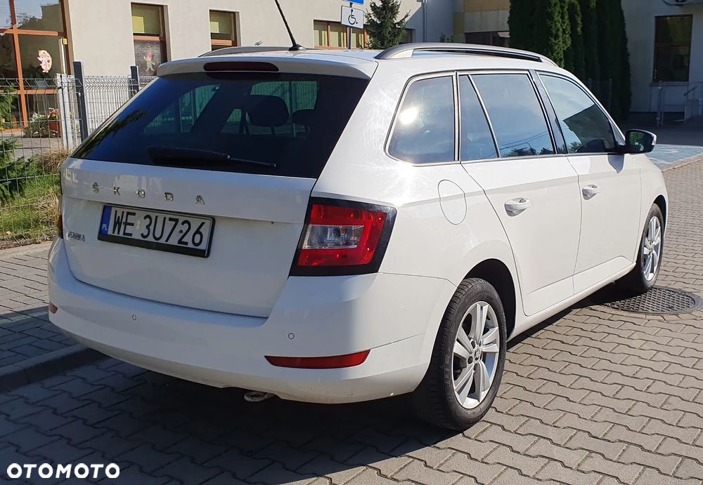 Skoda Fabia 1.0 TSI Ambition - 11