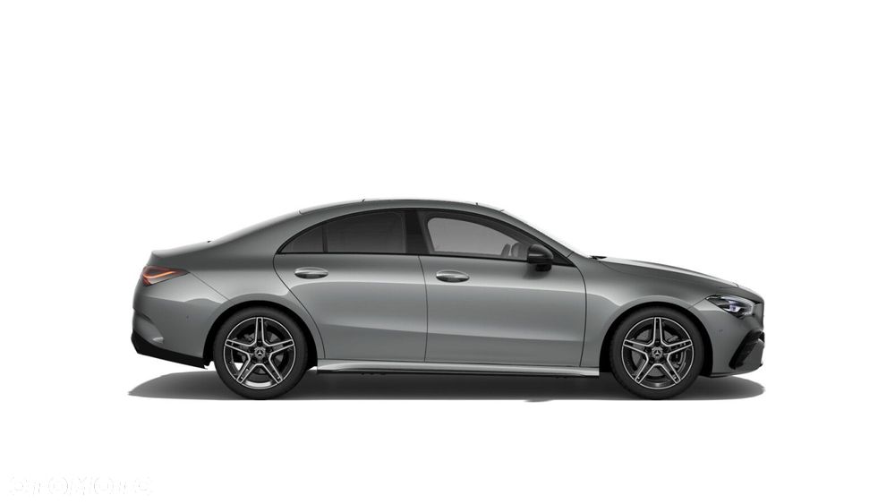 Mercedes-Benz CLA - 13