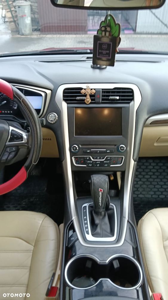 Ford Fusion 2.0 EcoBoost Titanium - 10