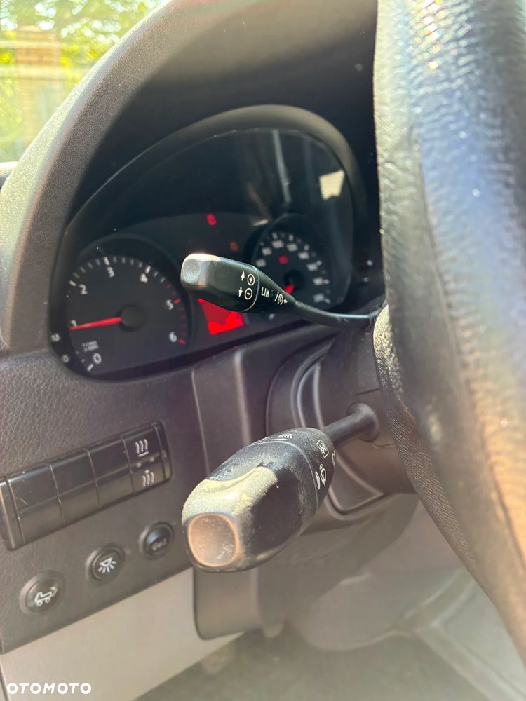 Volkswagen Crafter - 12