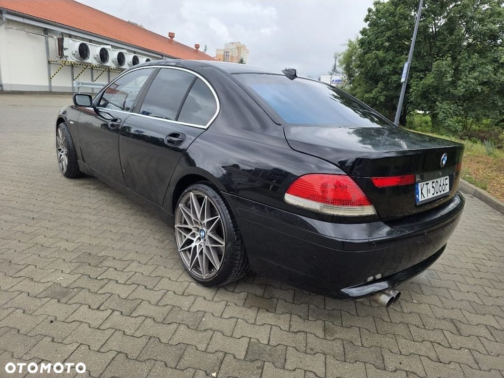 BMW Seria 7 - 8