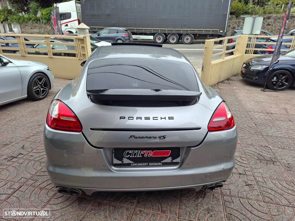 Porsche Panamera 4S PDK - 9