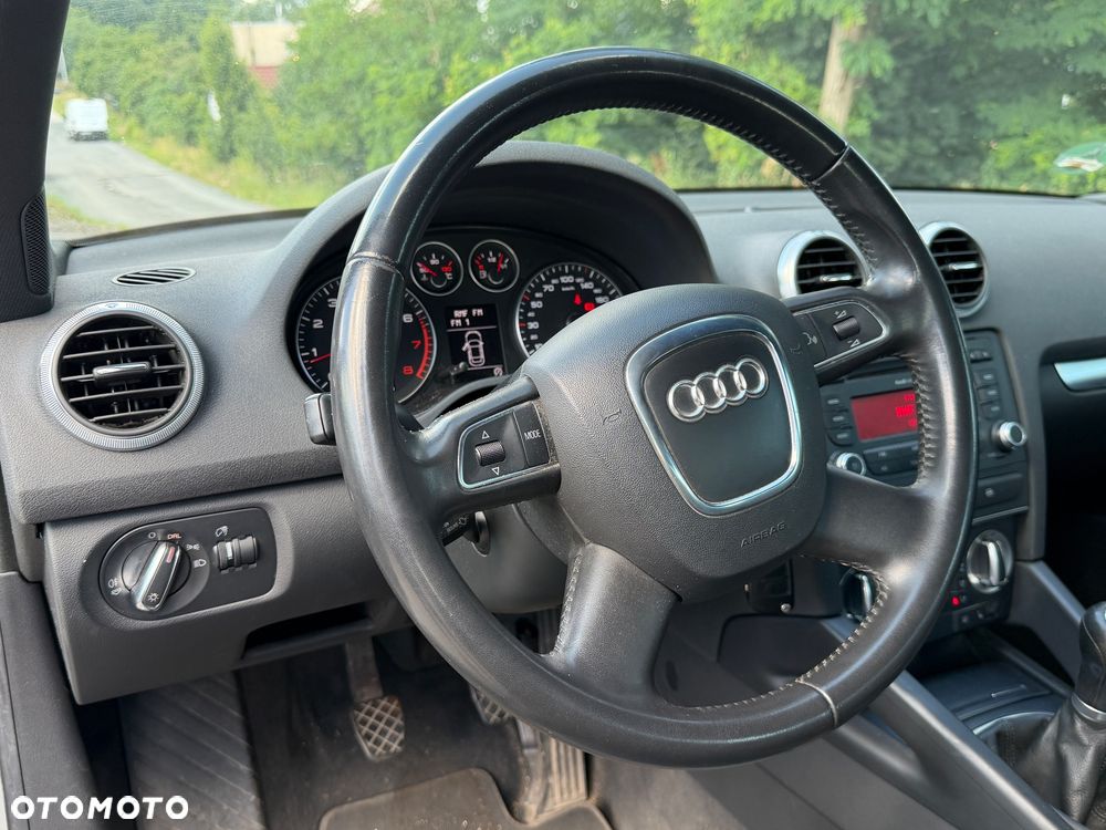 Audi A3 Sportback 1.4 TFSI Ambition - 24
