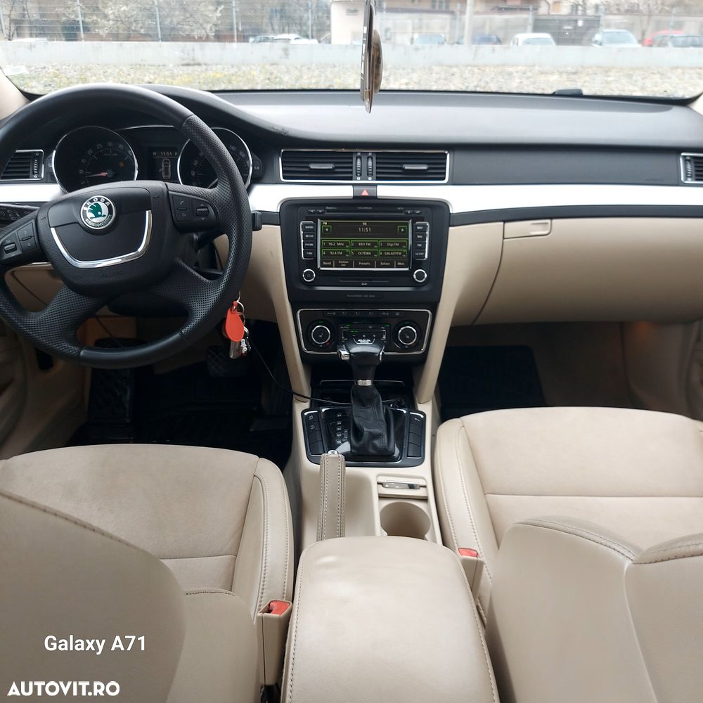 Skoda Superb 2.0 TDI Active DSG 4x4 - 3