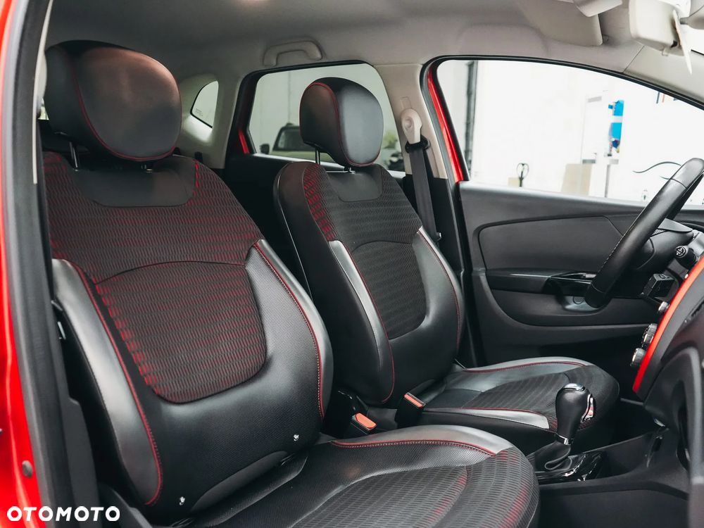 Renault Captur TCe 120 EDC Helly Hansen - 31