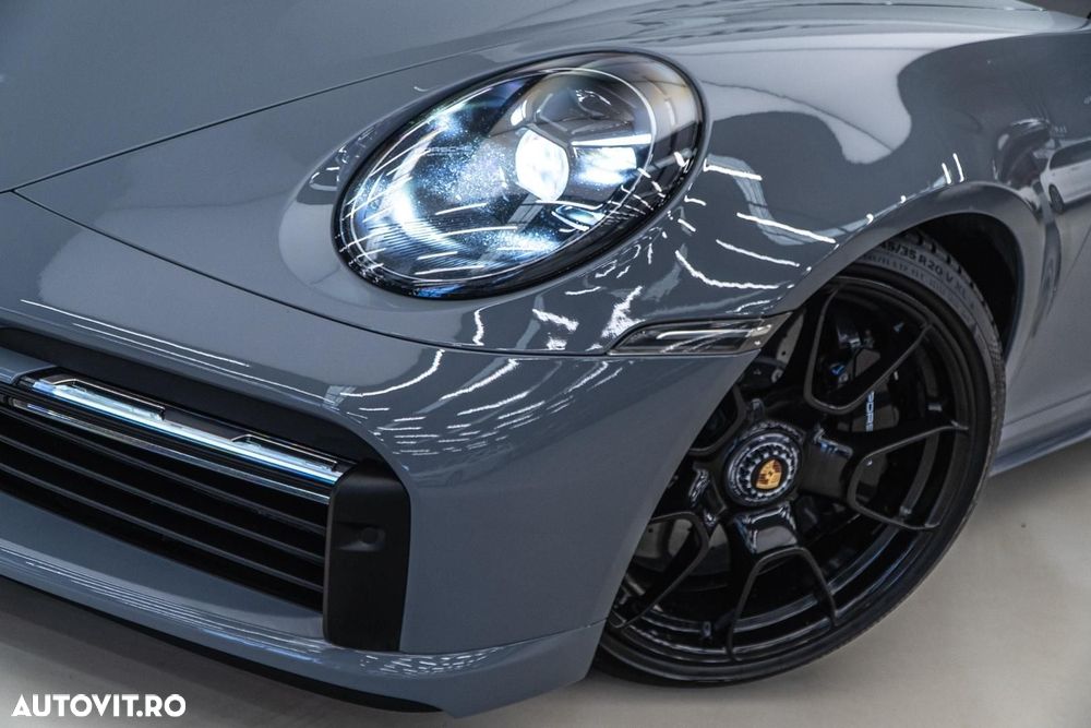 Porsche 911-TURBO-S - 35