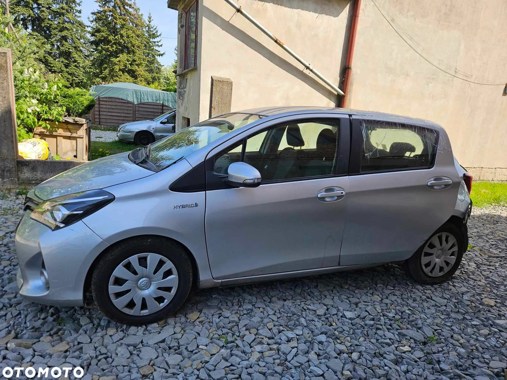 Toyota Yaris Hybrid 1.5 VVT-i Comfort - 4