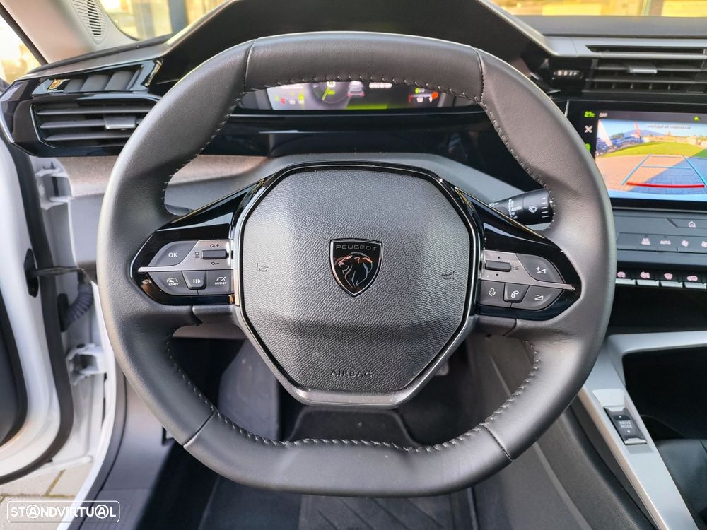 Peugeot 308 SW 1.2 PureTech Allure - 15