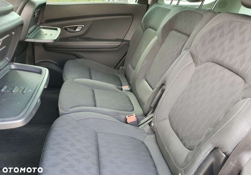 Renault Grand Scenic - 23