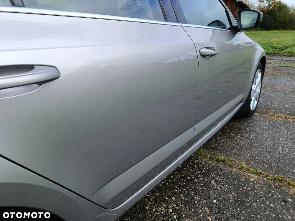 Skoda Octavia 2.0 TDI Elegance DSG - 19