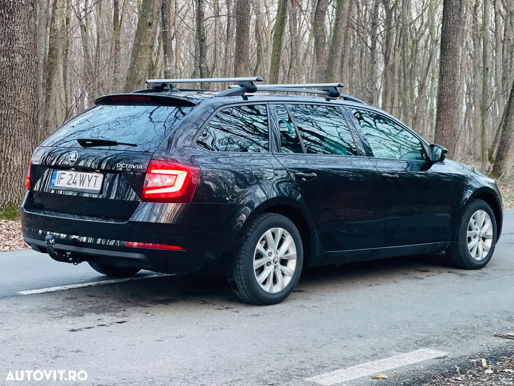 Skoda Octavia Combi Diesel 1.6 TDI DSG Ambition - 3