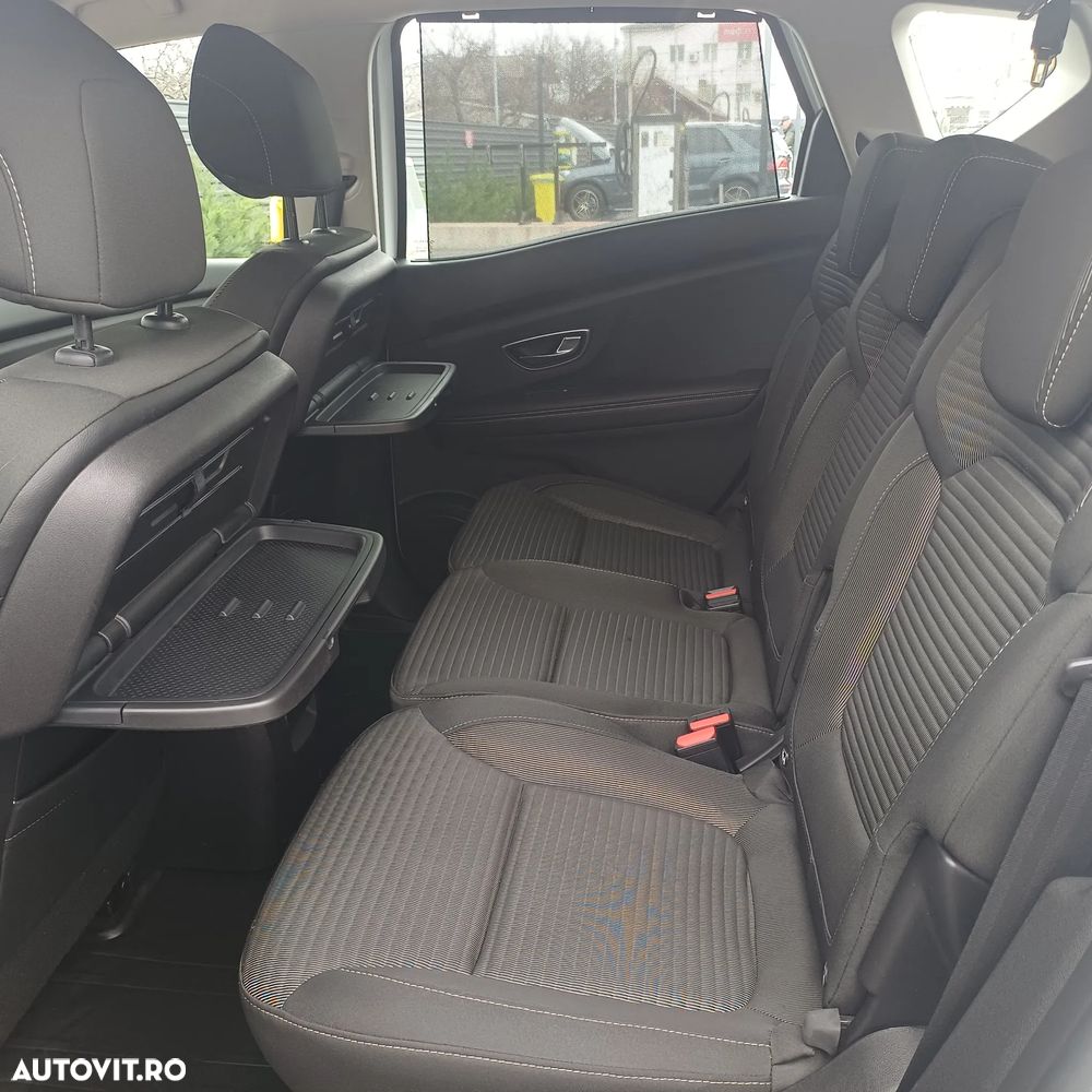 Renault Scenic ENERGY dCi 110 INTENS - 11