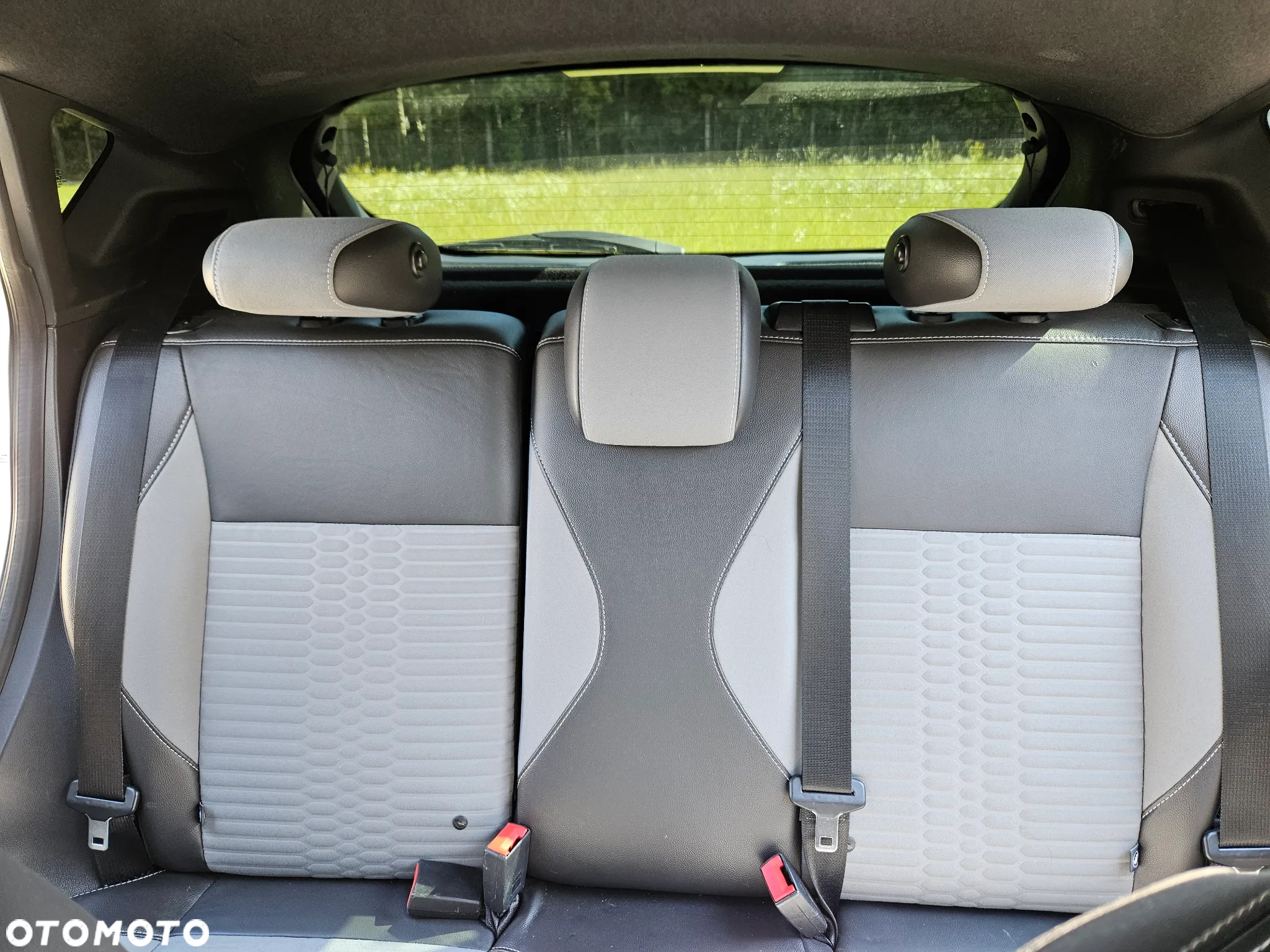 Ford Fiesta 1.6 EcoBoost ST - 8