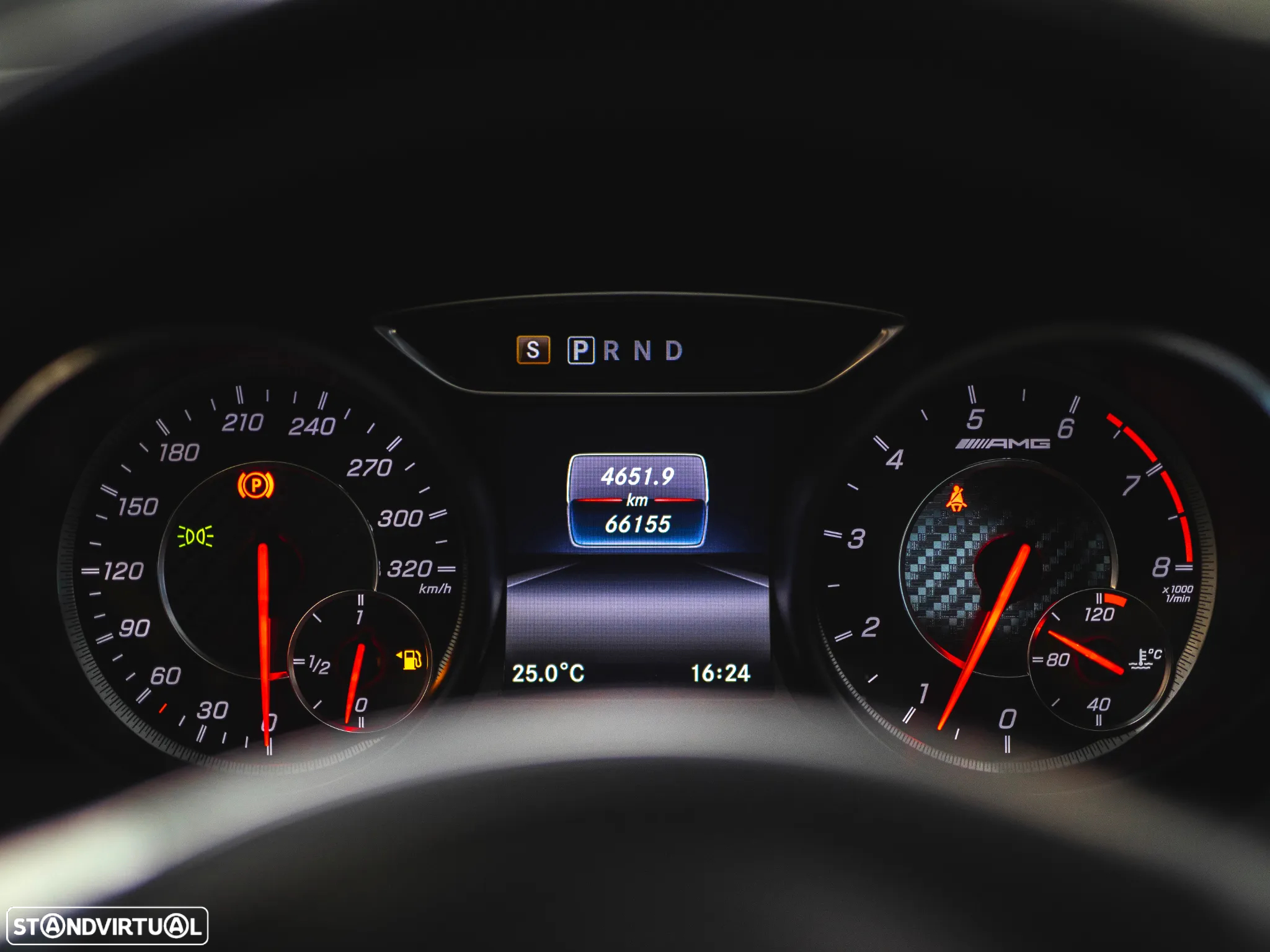 Mercedes-Benz A 45 AMG 4-Matic - 18