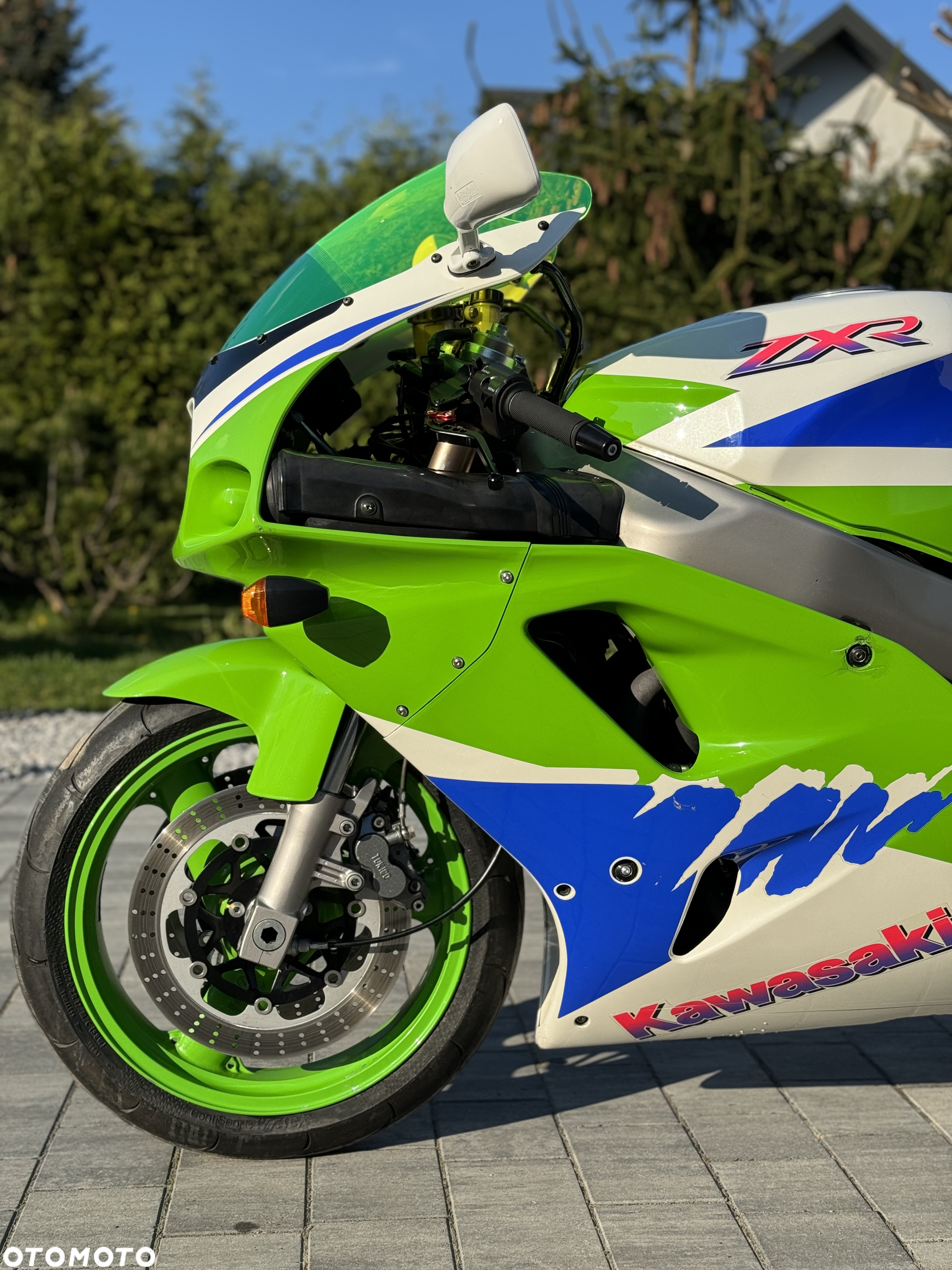 Kawasaki ZXR - 8