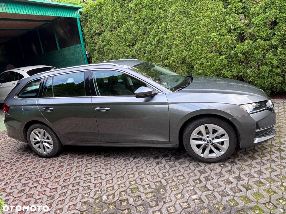 Skoda Octavia 1.5 TSI mHEV Selection DSG - 13