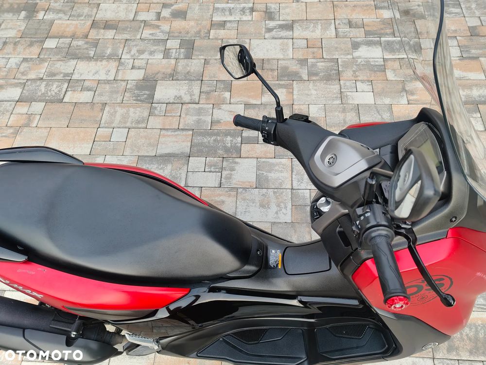 Yamaha NMAX - 8