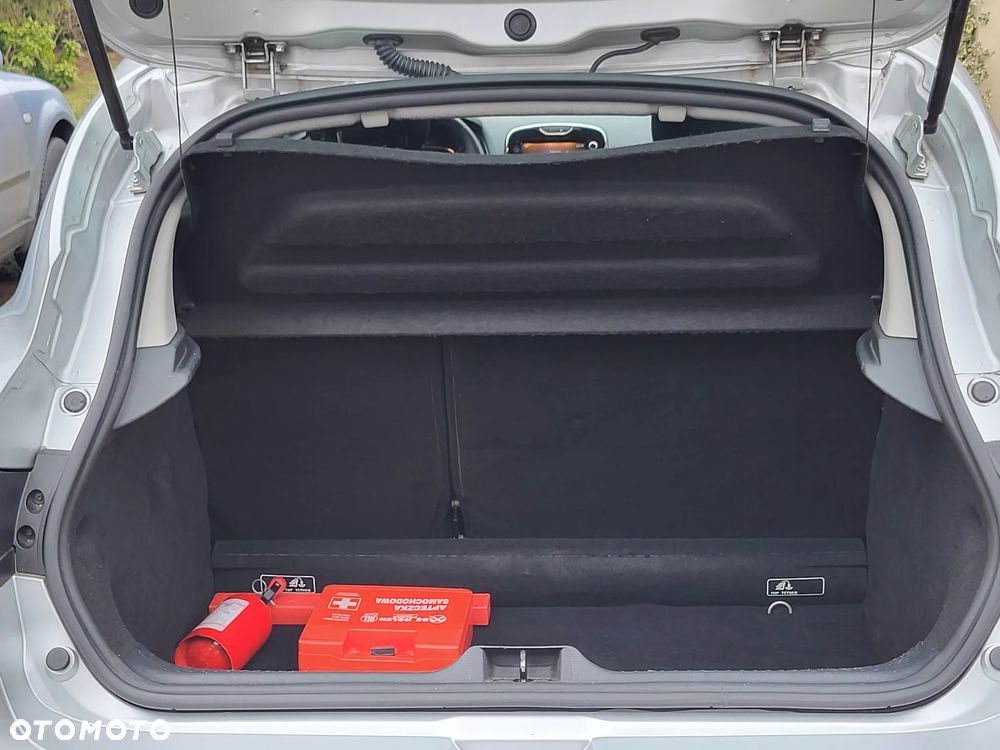 Renault Clio 1.2 16V 75 GPS - 8