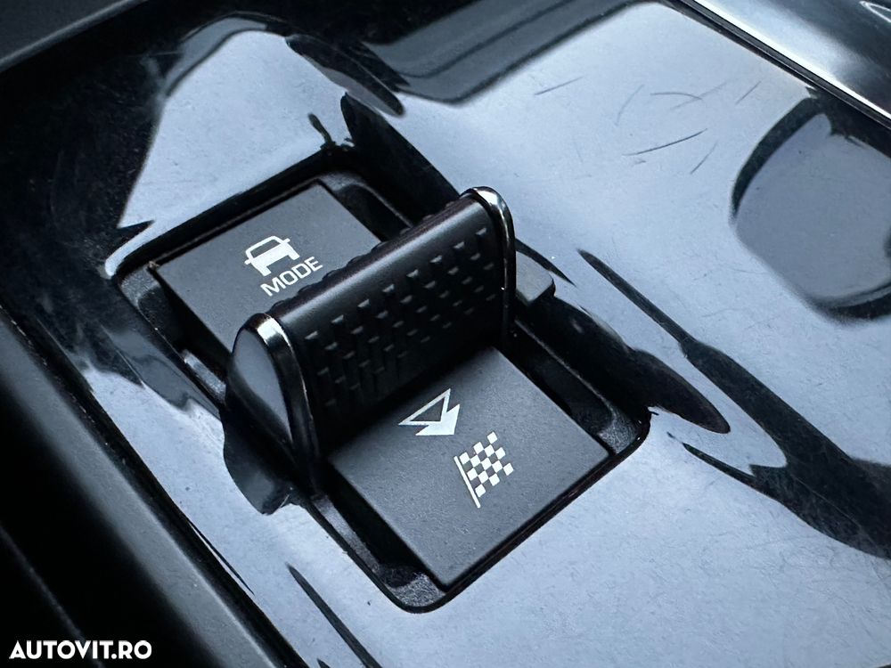 Jaguar E-Pace D165 AWD R-Dynamic - 26