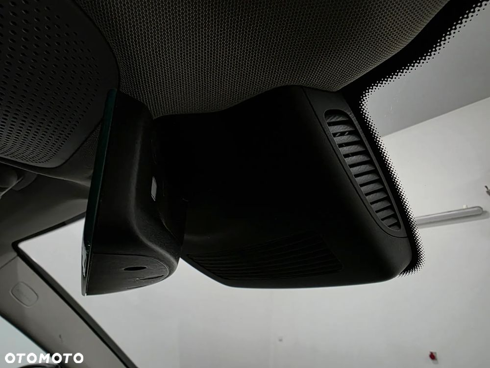 Mercedes-Benz GLC 300 de 4Matic 9G-TRONIC AMG Line Plus - 28