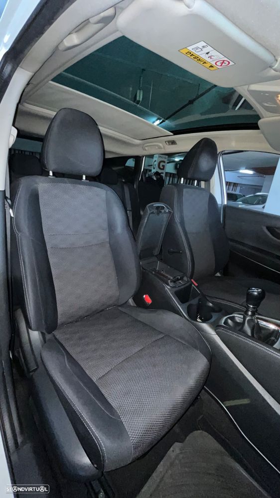 Nissan Qashqai 1.5 dCi Tekna Premium - 6