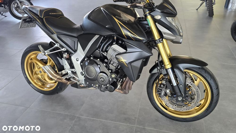 Honda CB - 27
