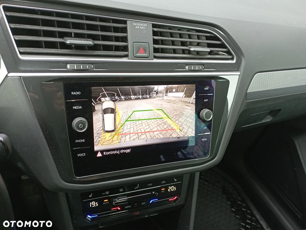 Volkswagen Tiguan - 14