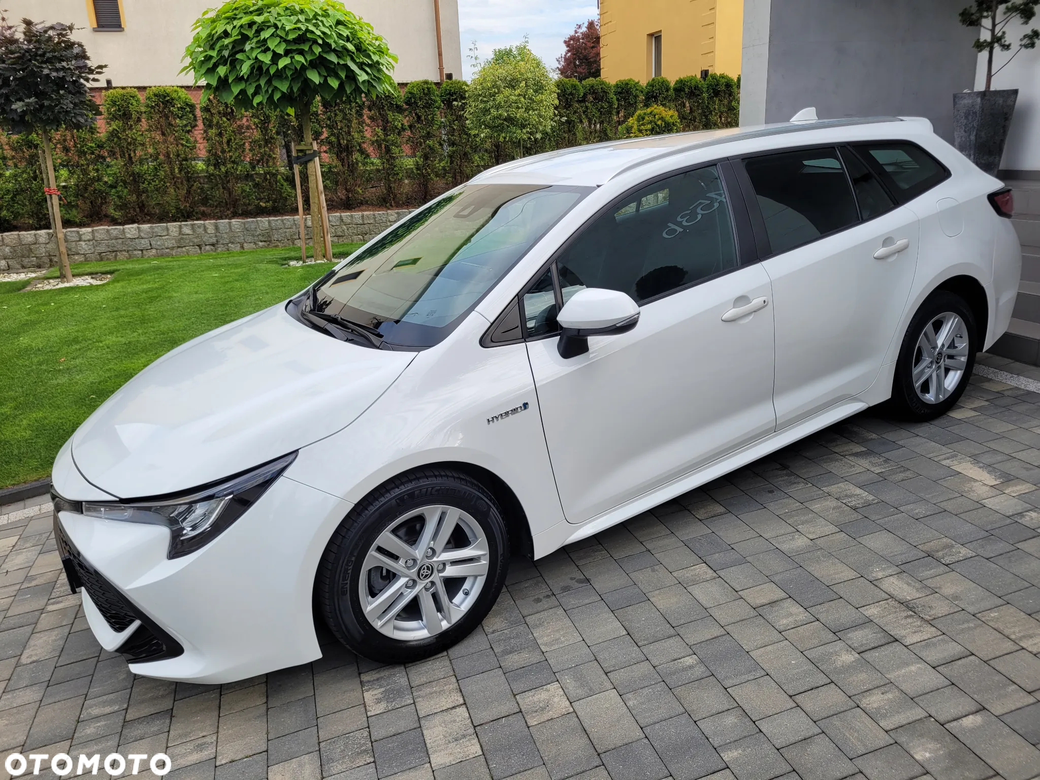 Toyota Corolla 1.8 Hybrid Touring Sports Comfort - 13