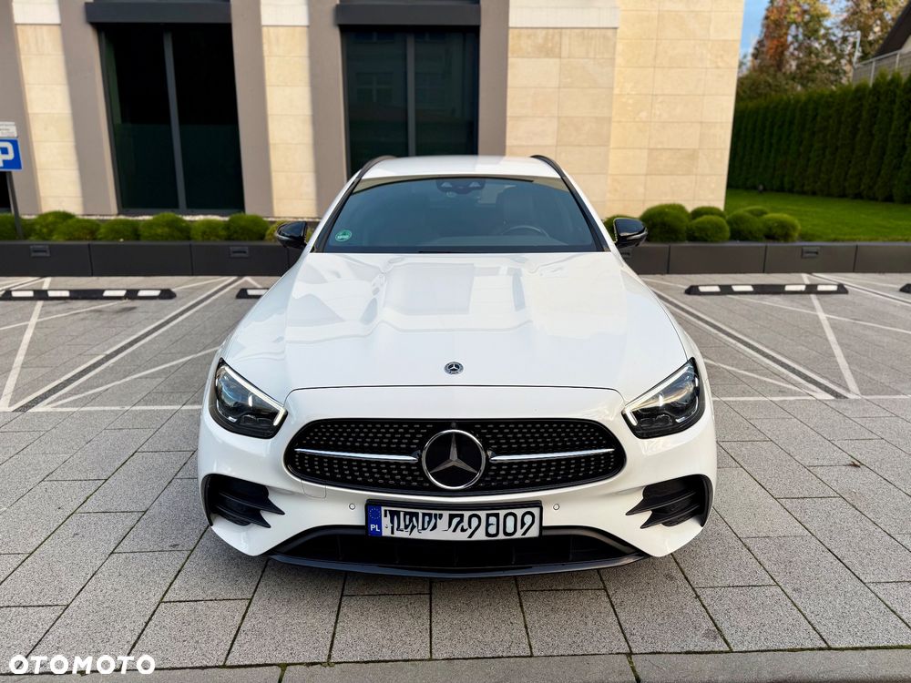 Mercedes-Benz Klasa E 300 de AMG - 10